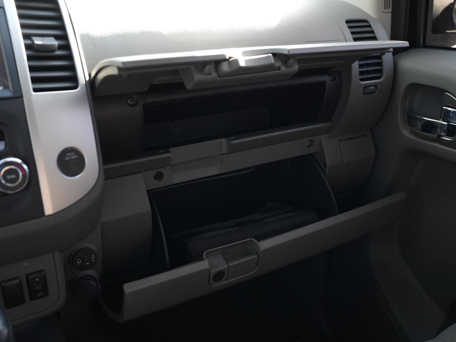 Used 2021 Nissan Frontier SV w/ Midnight Edition Floor Mats image 26