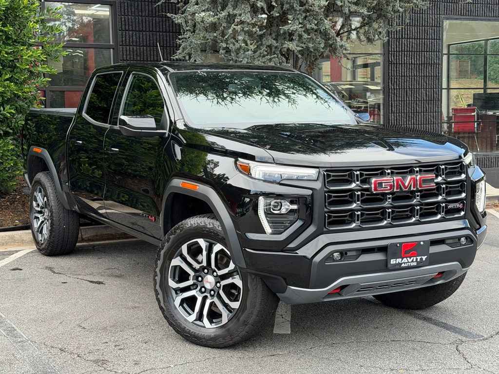 Used 2024 GMC Canyon AT4 w/ AT4 Premium Package AWD/4WD image 7