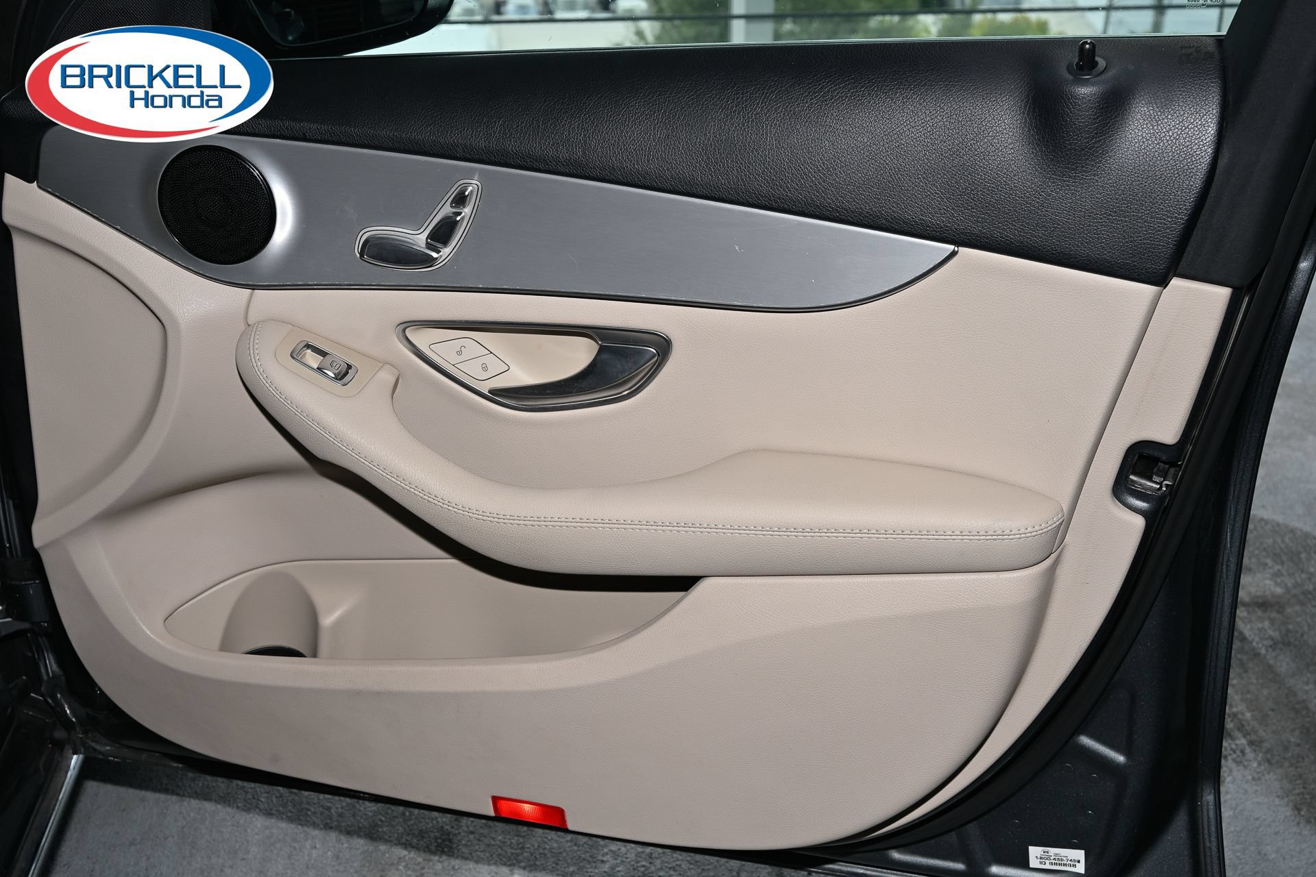 Used 2019 Mercedes-Benz C 300 Sedan image 17