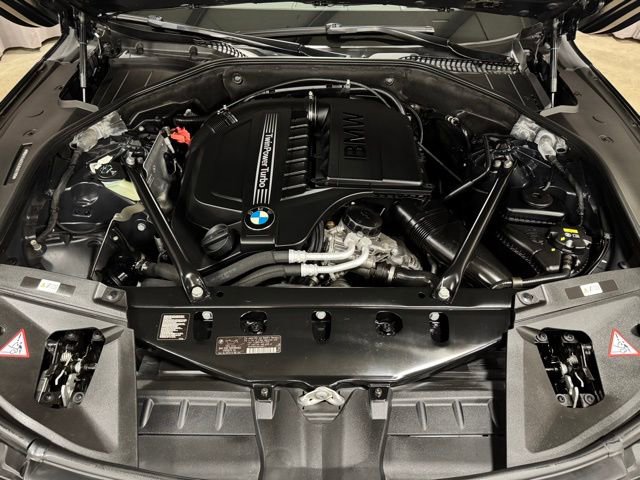 Used 2014 BMW 740Li xDrive image 35