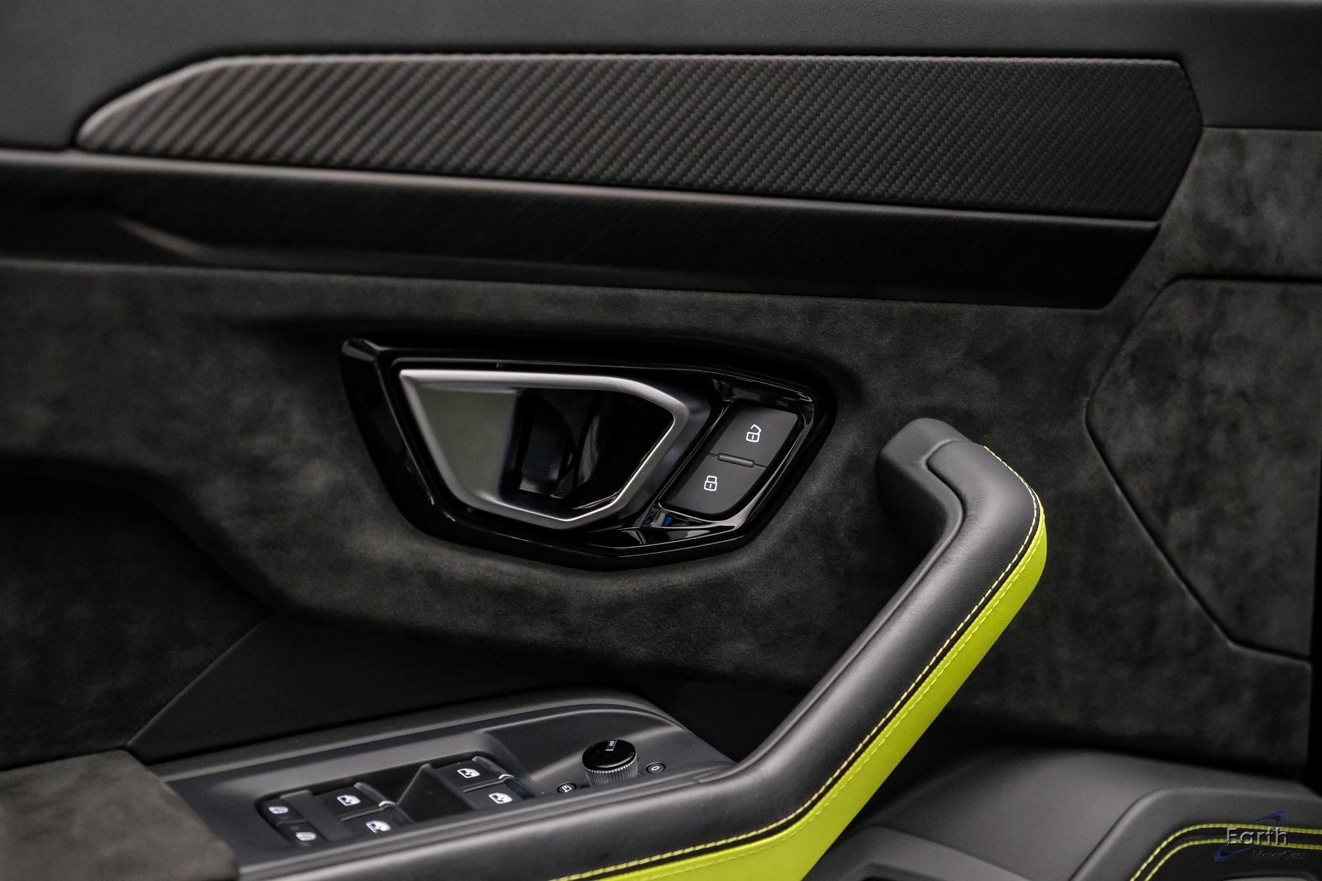 Used 2022 Lamborghini Urus image 96