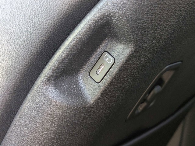 New 2026 Kia Sportage SX FWD image 15