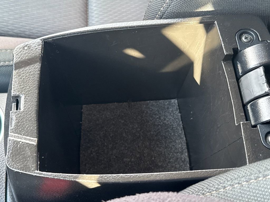 Used 2017 Toyota Corolla LE image 26