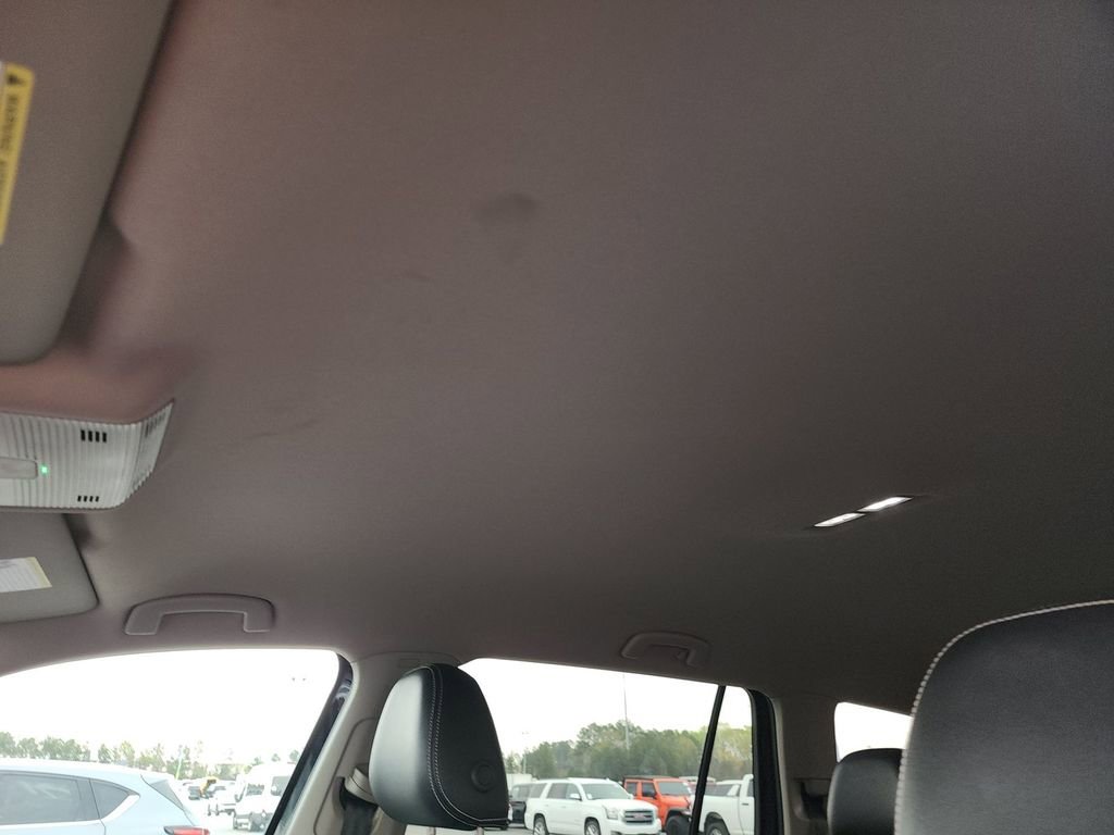 Used 2024 Volkswagen Atlas SE image 18