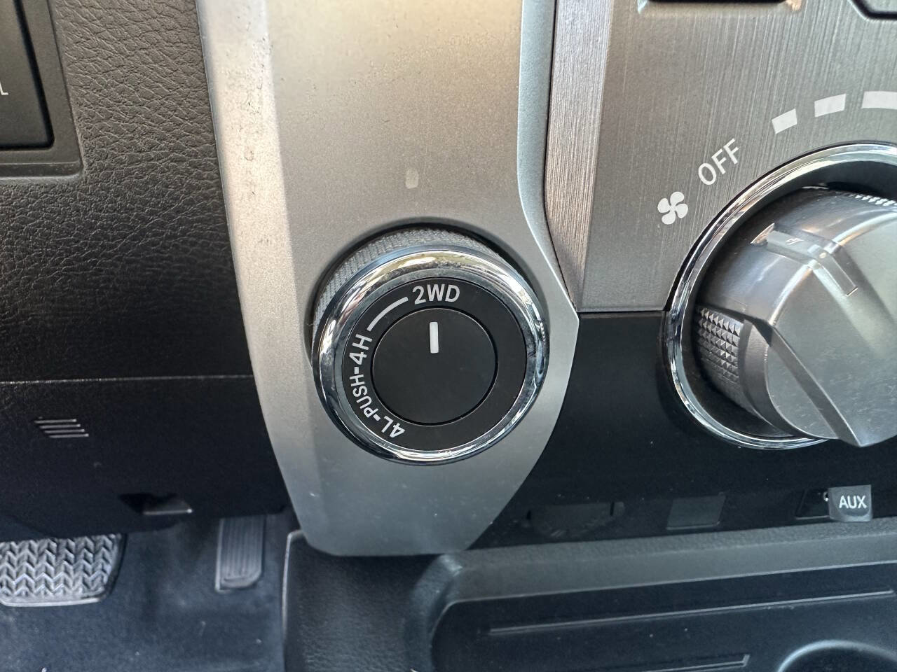 Used 2015 Toyota Tundra SR5 w/ TRD Off Road Package image 4