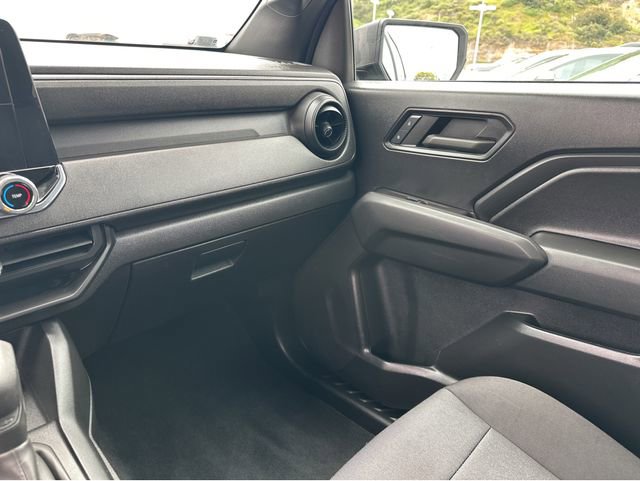 Used 2023 Chevrolet Colorado W/T RWD image 18