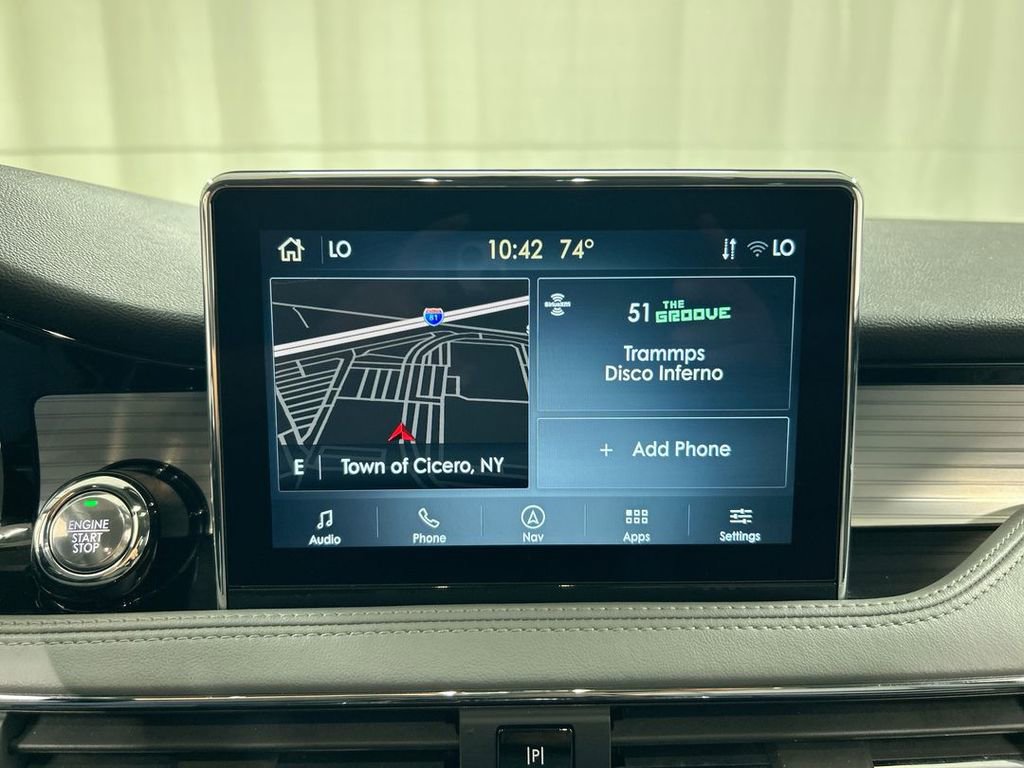 Used 2022 Lincoln Corsair Standard w/ Equipment Group 101A image 14