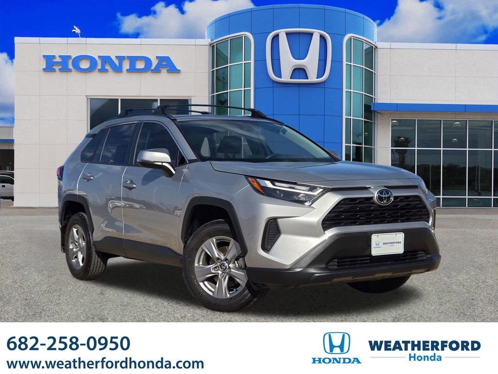 Used 2024 Toyota RAV4 XLE w/ Convenience Package image 1