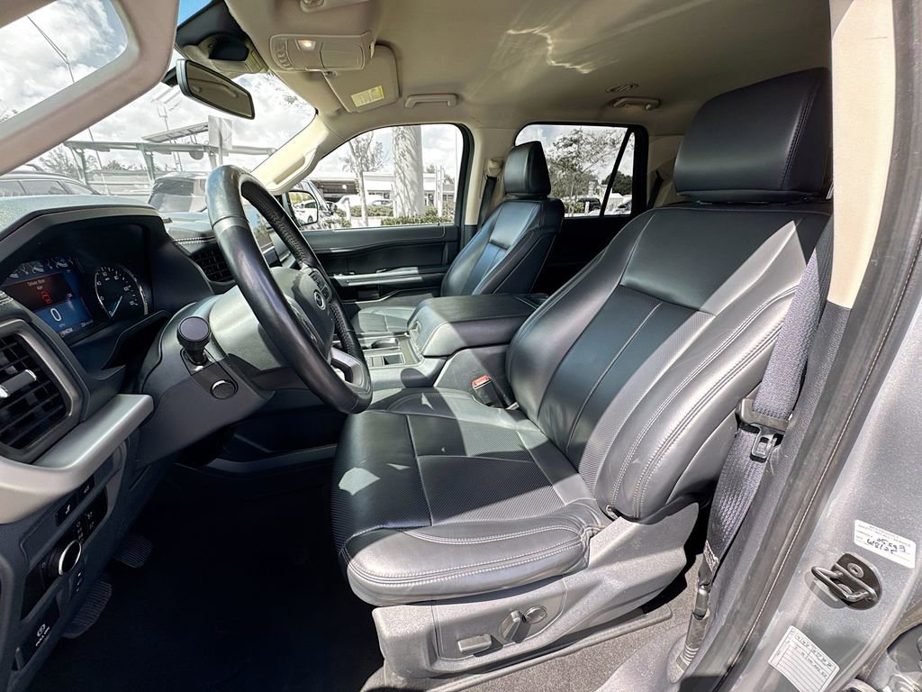 Used 2024 Ford Expedition XLT image 22