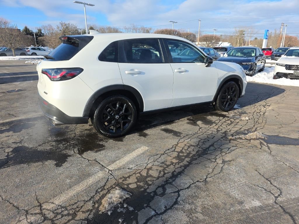 Used 2023 Honda HR-V Sport image 7