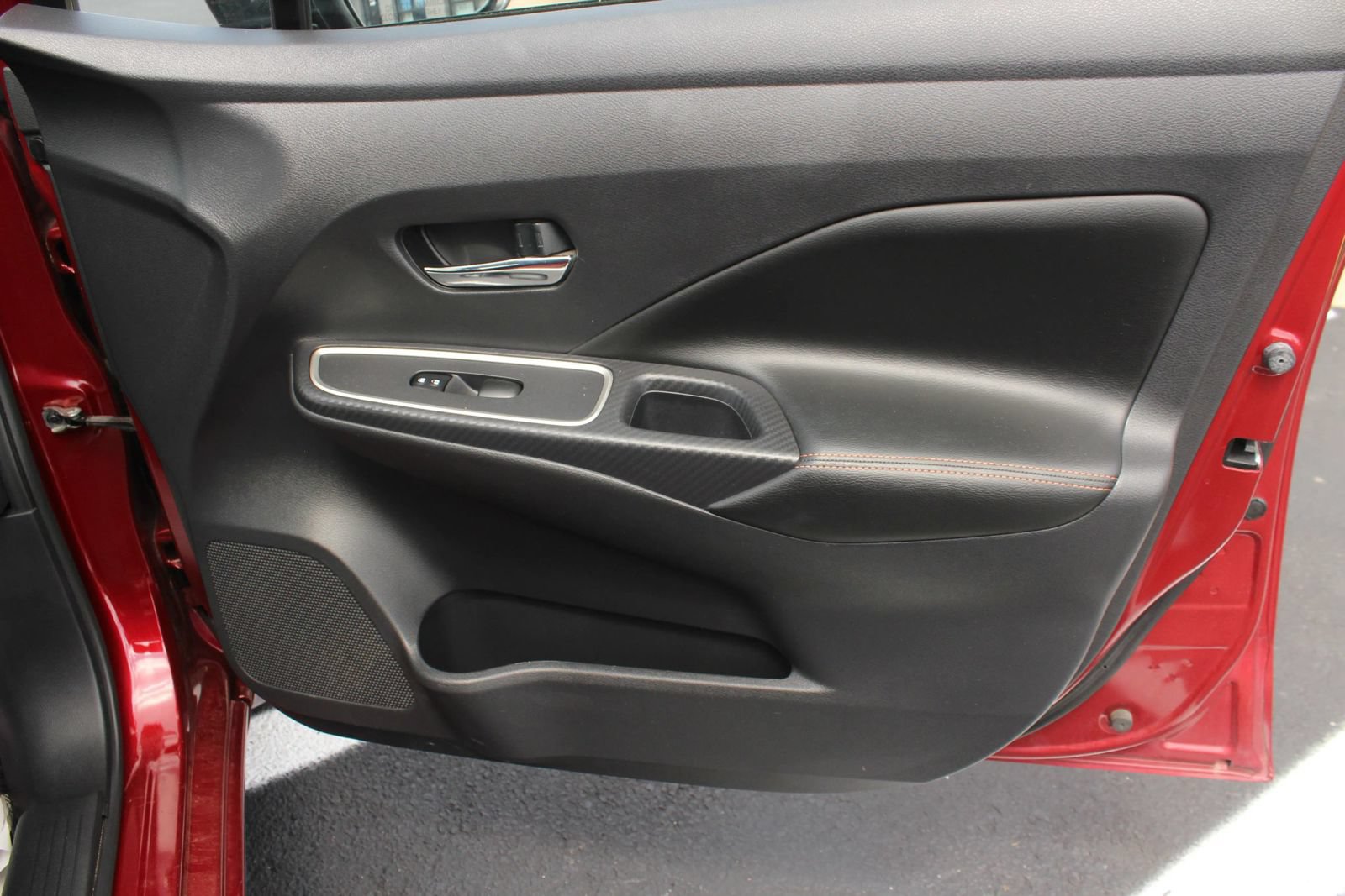 Used 2020 Nissan Versa SR FWD image 24