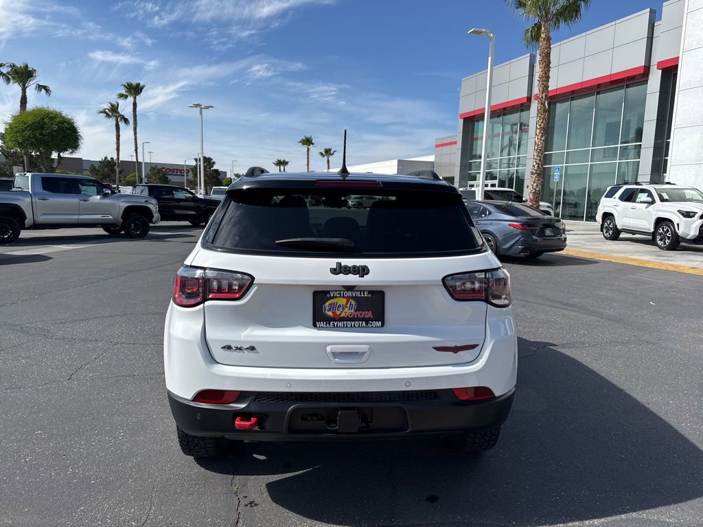 Used 2025 Jeep Compass Trailhawk w/ Trailer Tow Group image 6