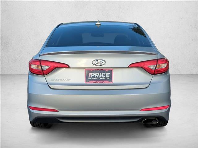 Used 2015 Hyundai Sonata SE image 7