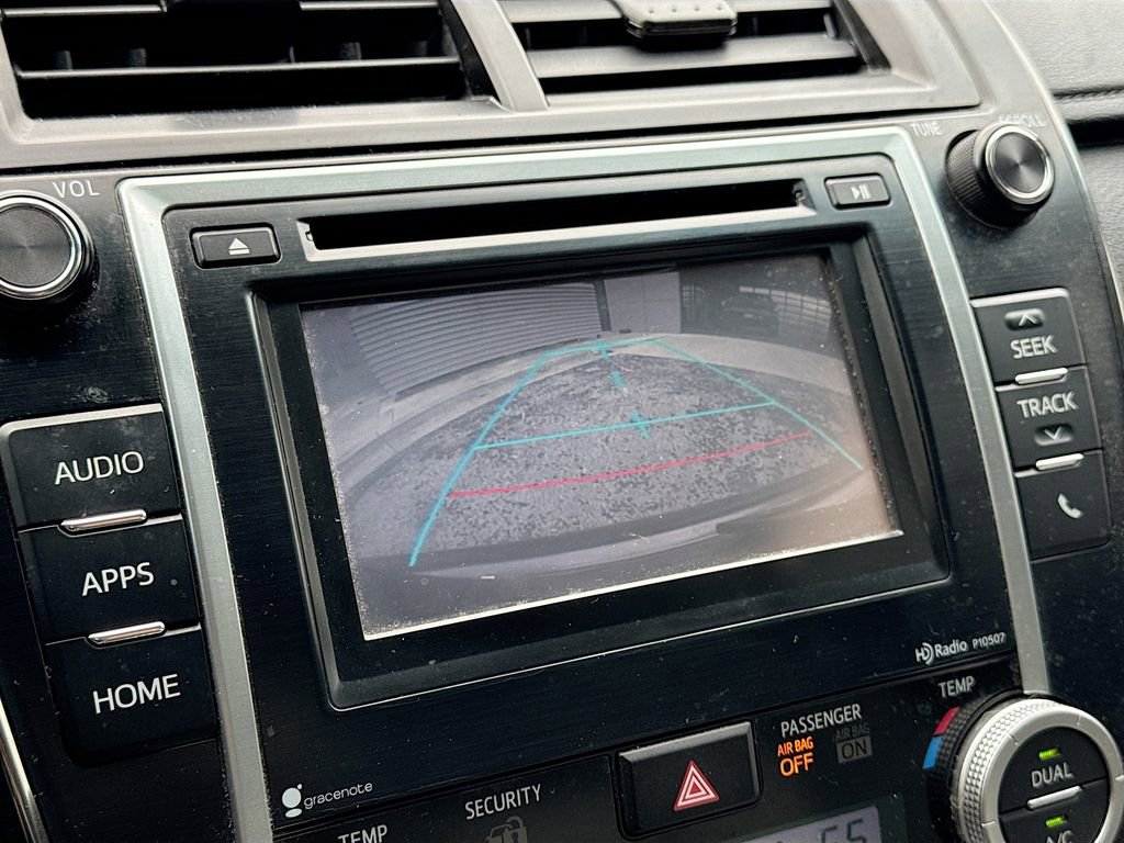 Used 2014 Toyota Camry XLE image 13