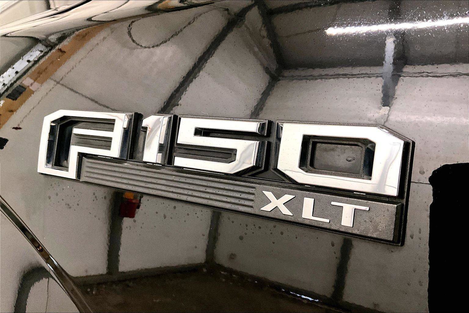 Used 2016 Ford F150 XLT w/ Equipment Group 302A Luxury image 13