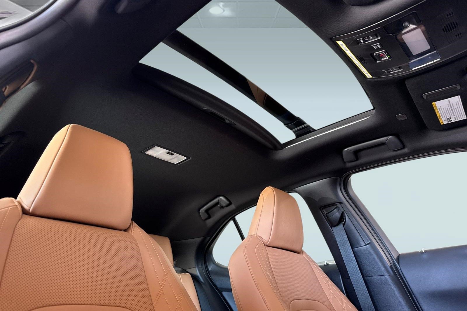 Certified 2025 Lexus UX 300h AWD w/ Accessory Package (Z2) image 24