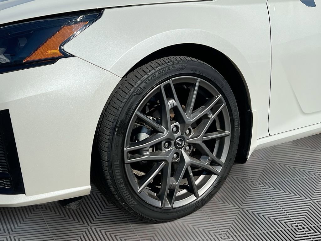 Used 2023 Nissan Altima 2.0 SR image 32