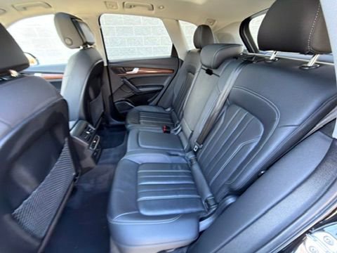 Used 2021 Audi Q5 2.0T Premium Plus w/ Premium Plus Package image 25