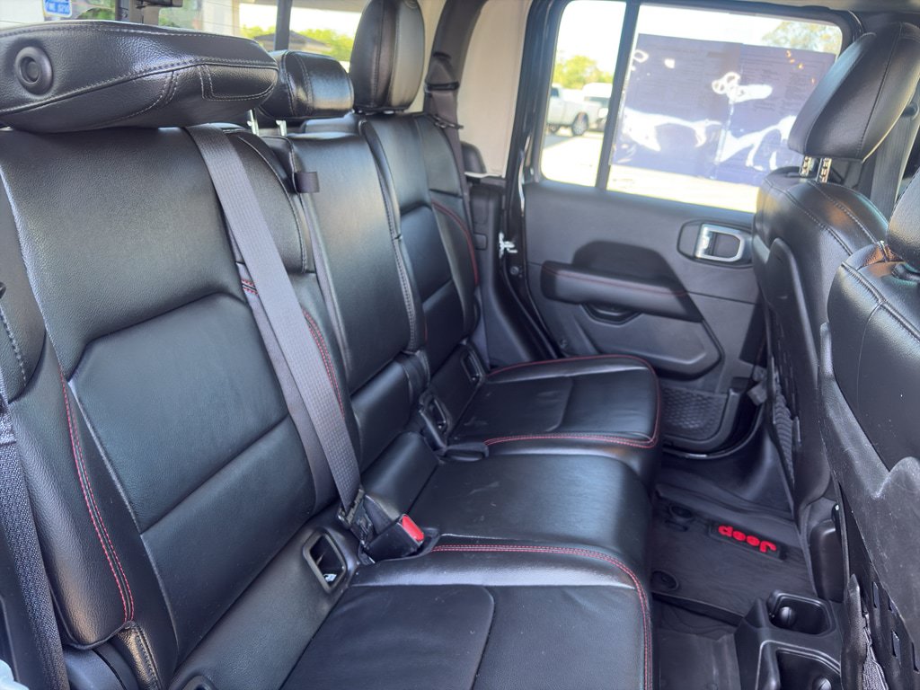 Used 2022 Jeep Gladiator Rubicon w/ LED Lighting Group AWD/4WD image 26