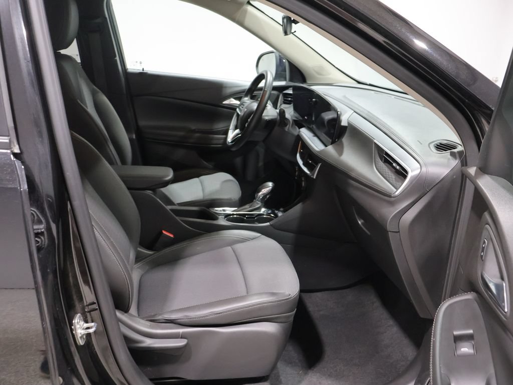 Used 2024 Buick Encore GX Preferred AWD/4WD image 22