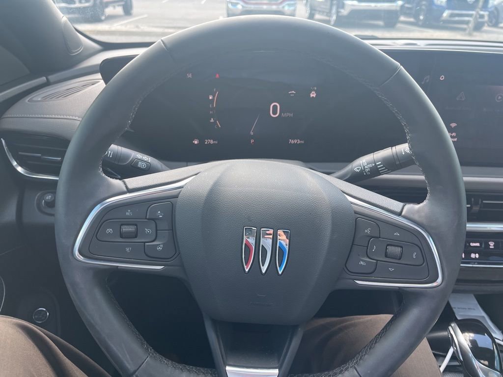 Used 2024 Buick Envista Avenir image 13