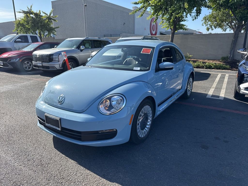 Used 2014 Volkswagen Beetle 2.5 FWD image 1