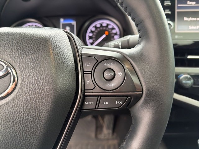 Used 2024 Toyota Camry SE image 21