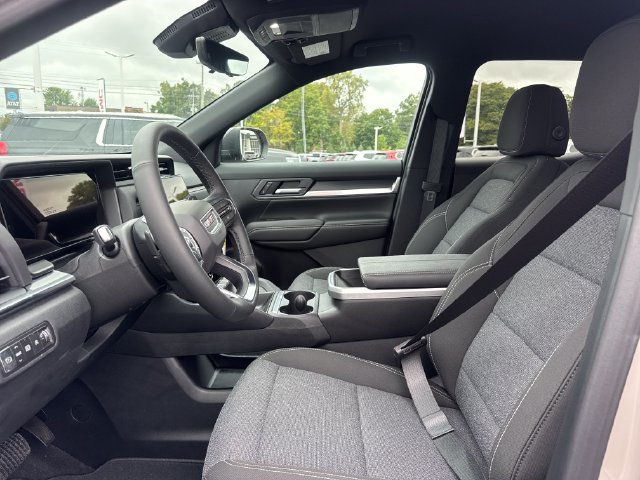 New 2026 GMC Terrain Elevation w/ Technology Package II FWD image 13