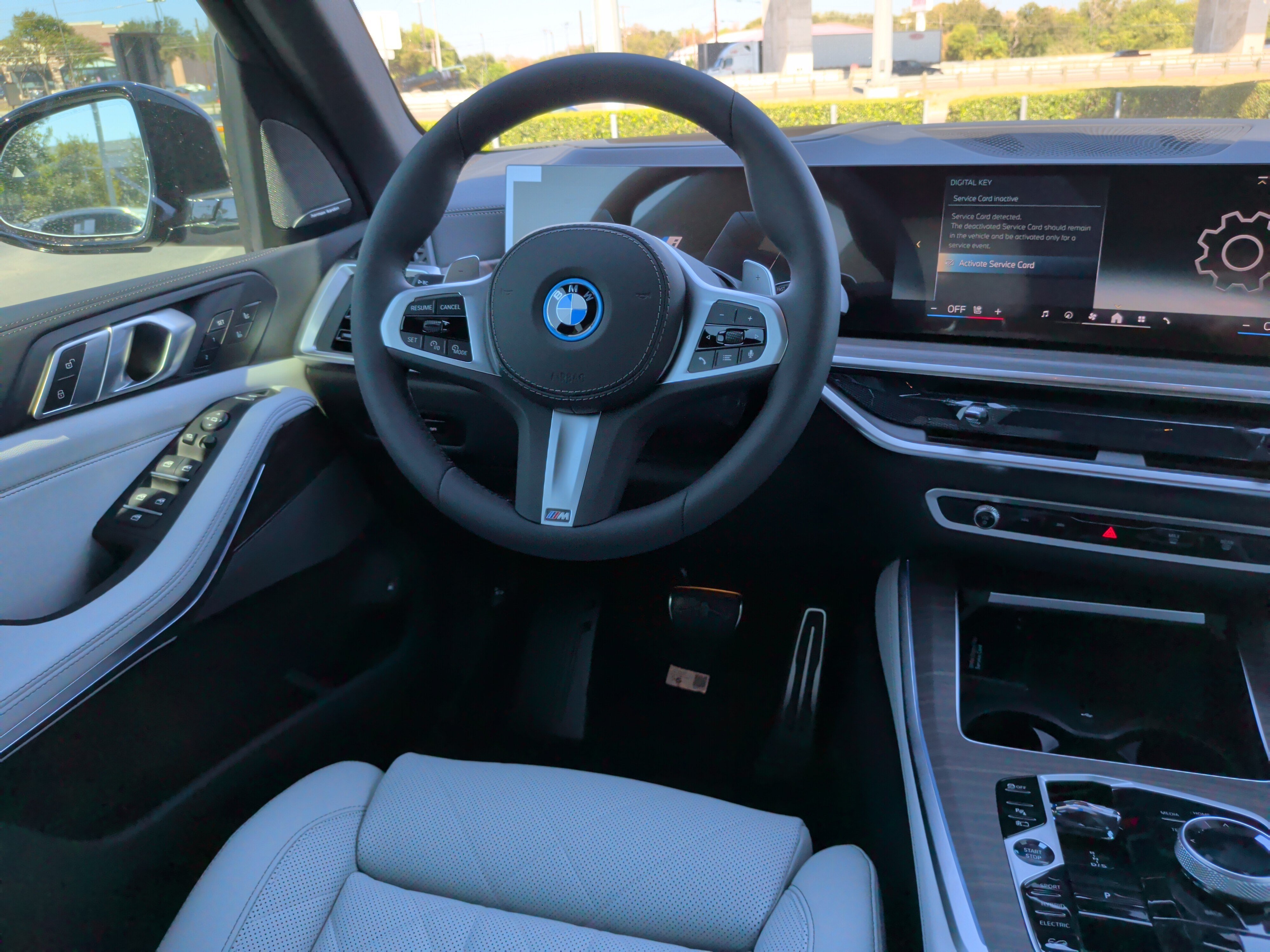 Used 2026 BMW X5 xDrive50e AWD/4WD image 31