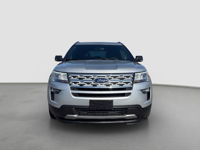 Used 2019 Ford Explorer XLT w/ Equipment Group 201A image 2