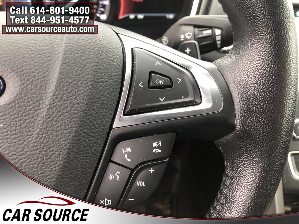 Used 2018 Ford Fusion SE w/ Fusion SE Technology Package image 12