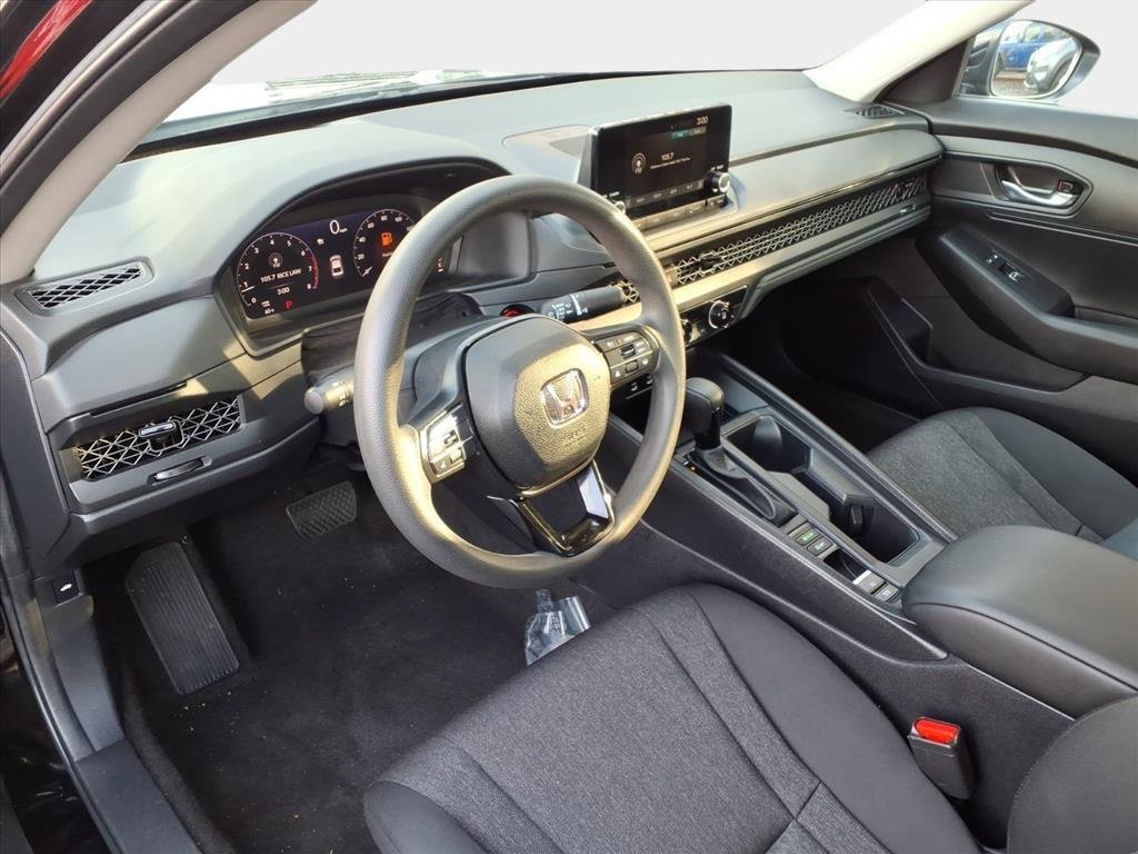 Used 2023 Honda Accord LX image 9