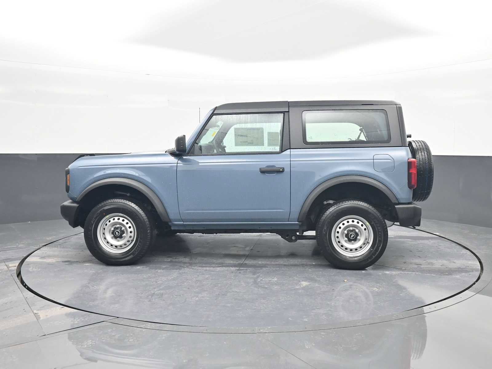 New 2025 Ford Bronco 2-Door image 5