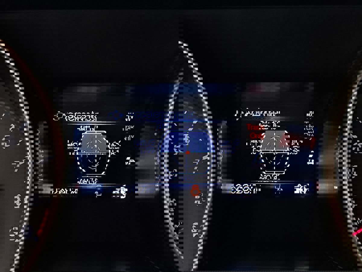 Used 2016 Ford Mustang Shelby GT350 w/ Technology Package image 14