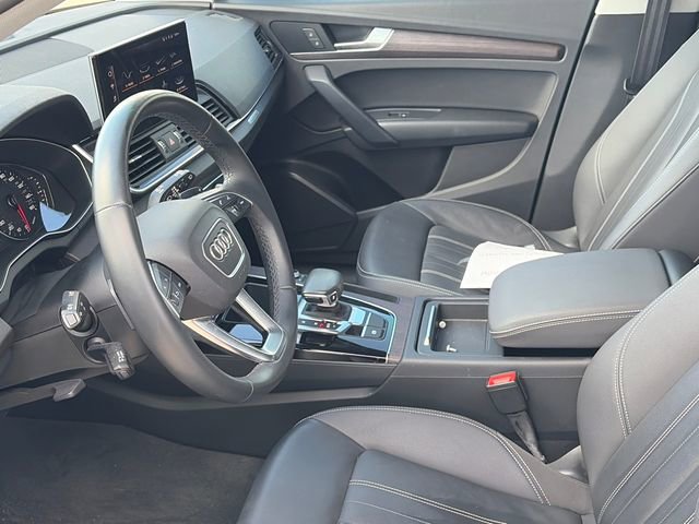 Used 2021 Audi Q5 2.0T Premium w/ Convenience Package AWD/4WD image 19