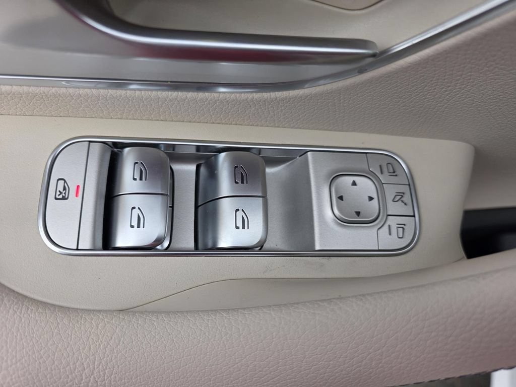Used 2026 Mercedes-Benz GLE 450 4MATIC image 11