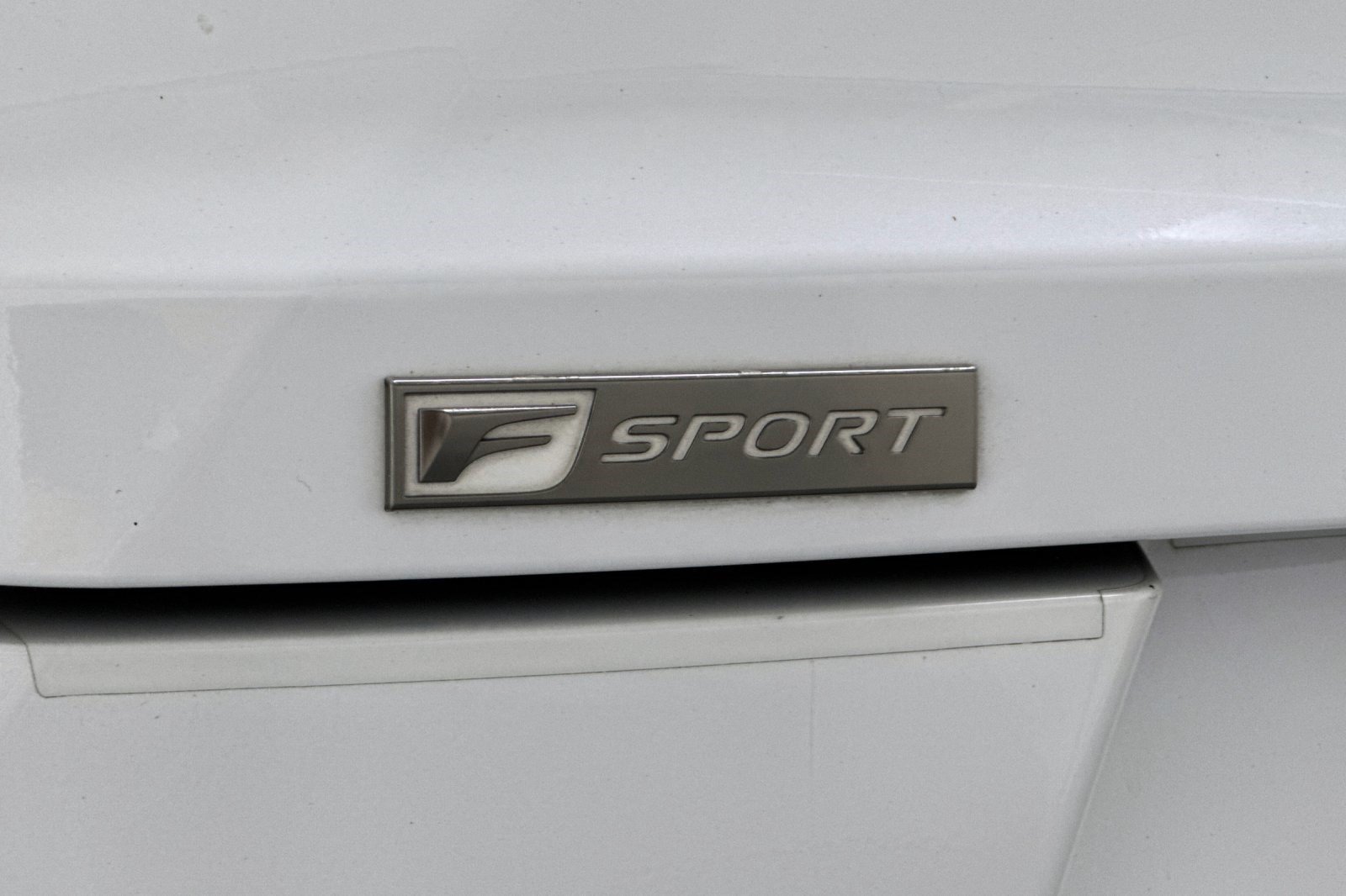 Used 2019 Lexus UX 250h F Sport AWD/4WD image 27