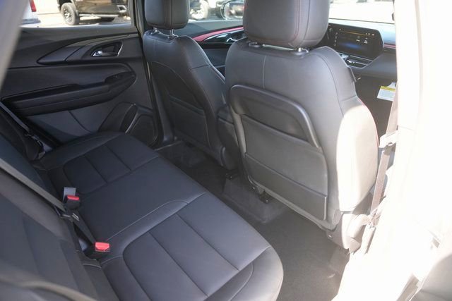 Used 2024 Chevrolet TrailBlazer RS w/ Driver Confidence Package image 14