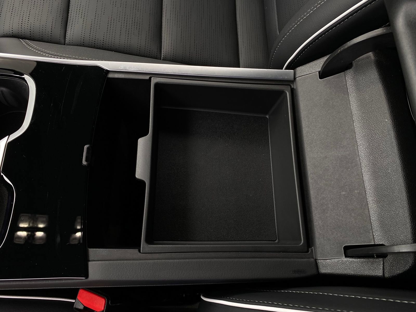 Used 2025 Buick Enclave Sport Touring FWD image 19