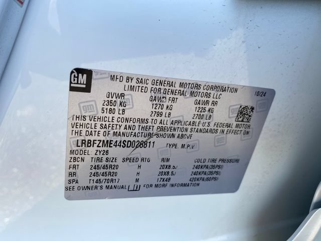 Certified 2025 Buick Envision Avenir AWD/4WD image 28