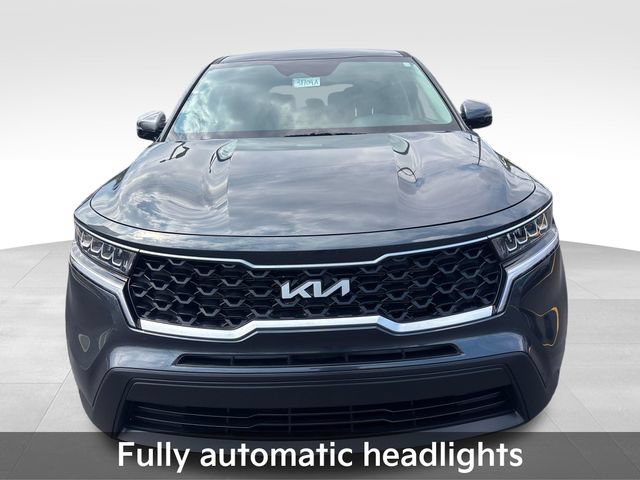 Used 2023 Kia Sorento LX FWD image 11