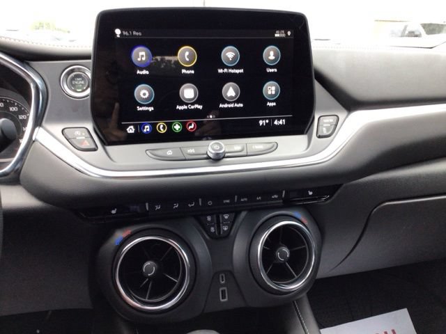 Used 2025 Chevrolet Blazer LT w/ Driver Confidence Package FWD image 9
