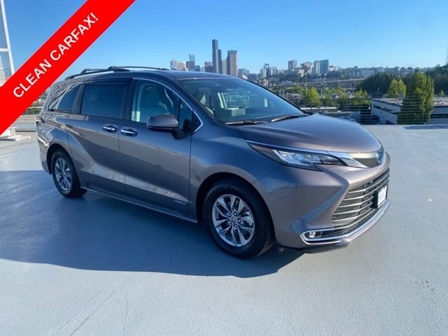 Used 2021 Toyota Sienna XLE