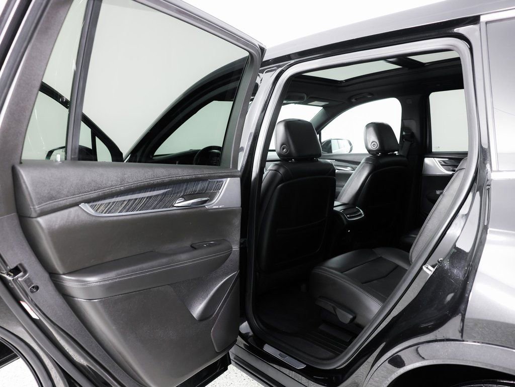 Used 2020 Cadillac XT6 Premium Luxury image 20