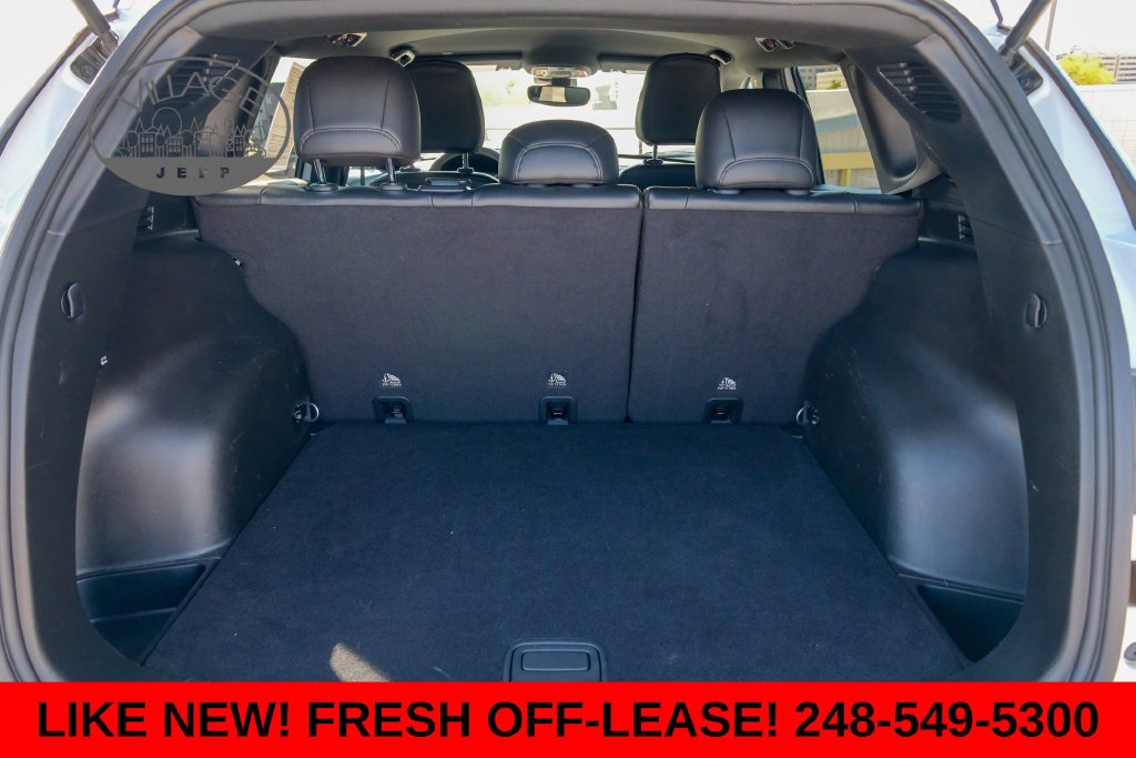 Used 2023 Jeep Compass Limited AWD/4WD image 7