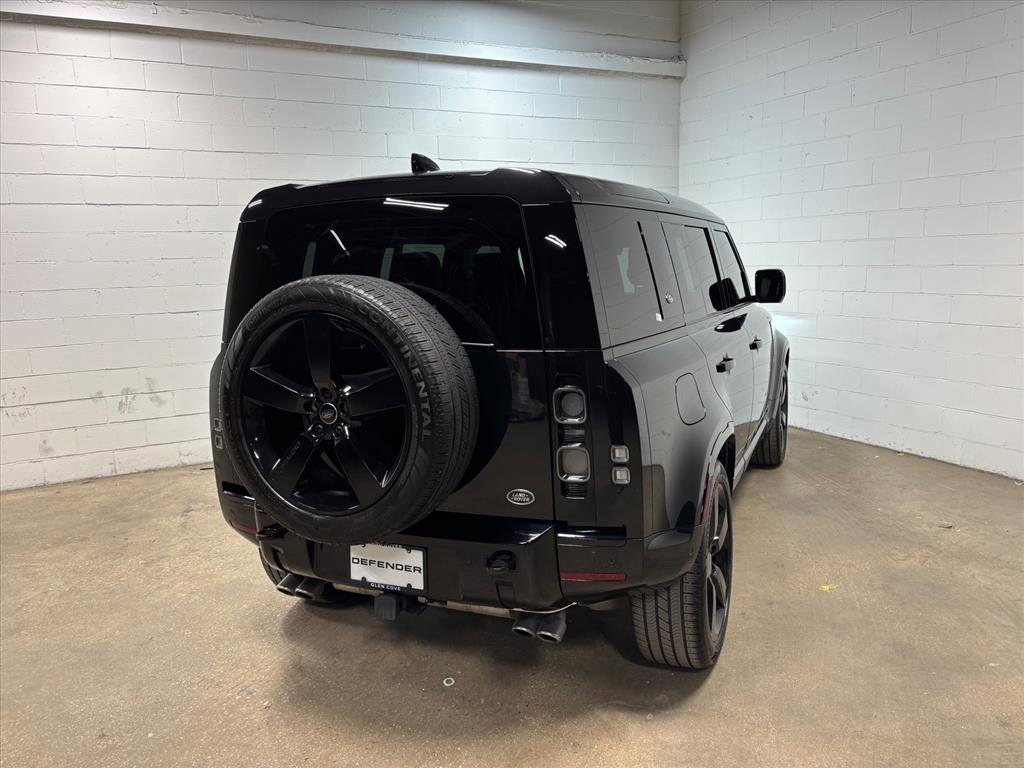 Used 2023 Land Rover Defender 110 V8 image 7