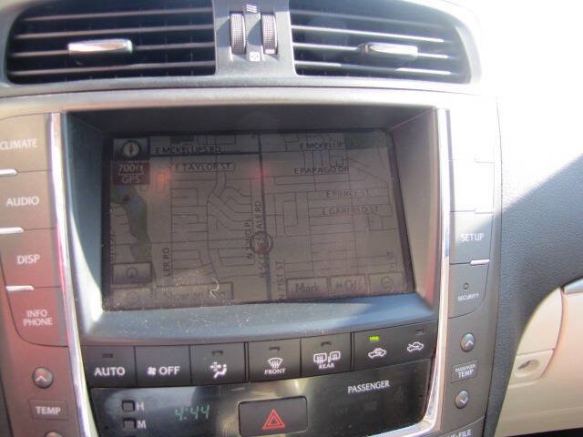 Used 2011 Lexus IS 250C RWD image 17