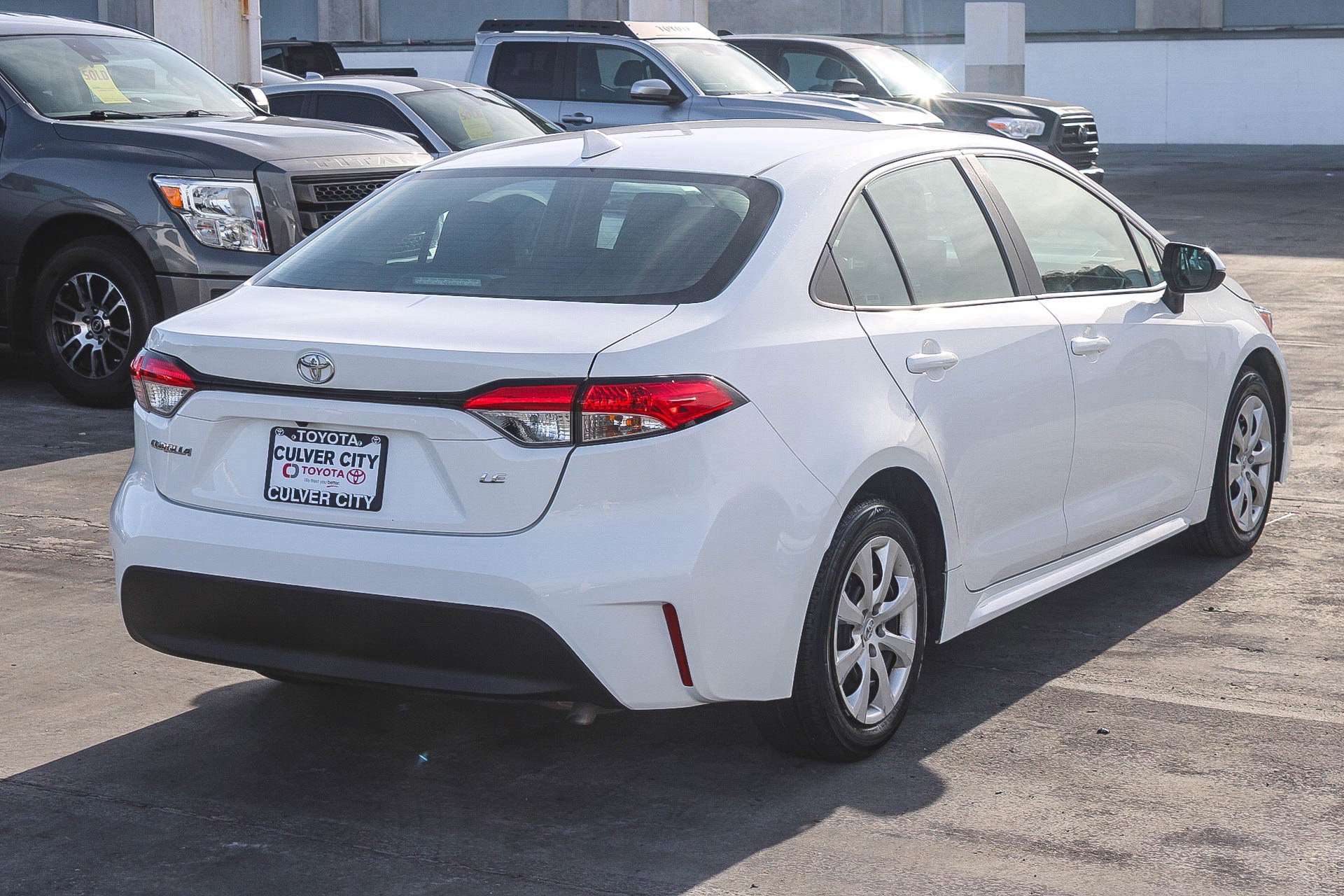 Used 2024 Toyota Corolla LE image 8