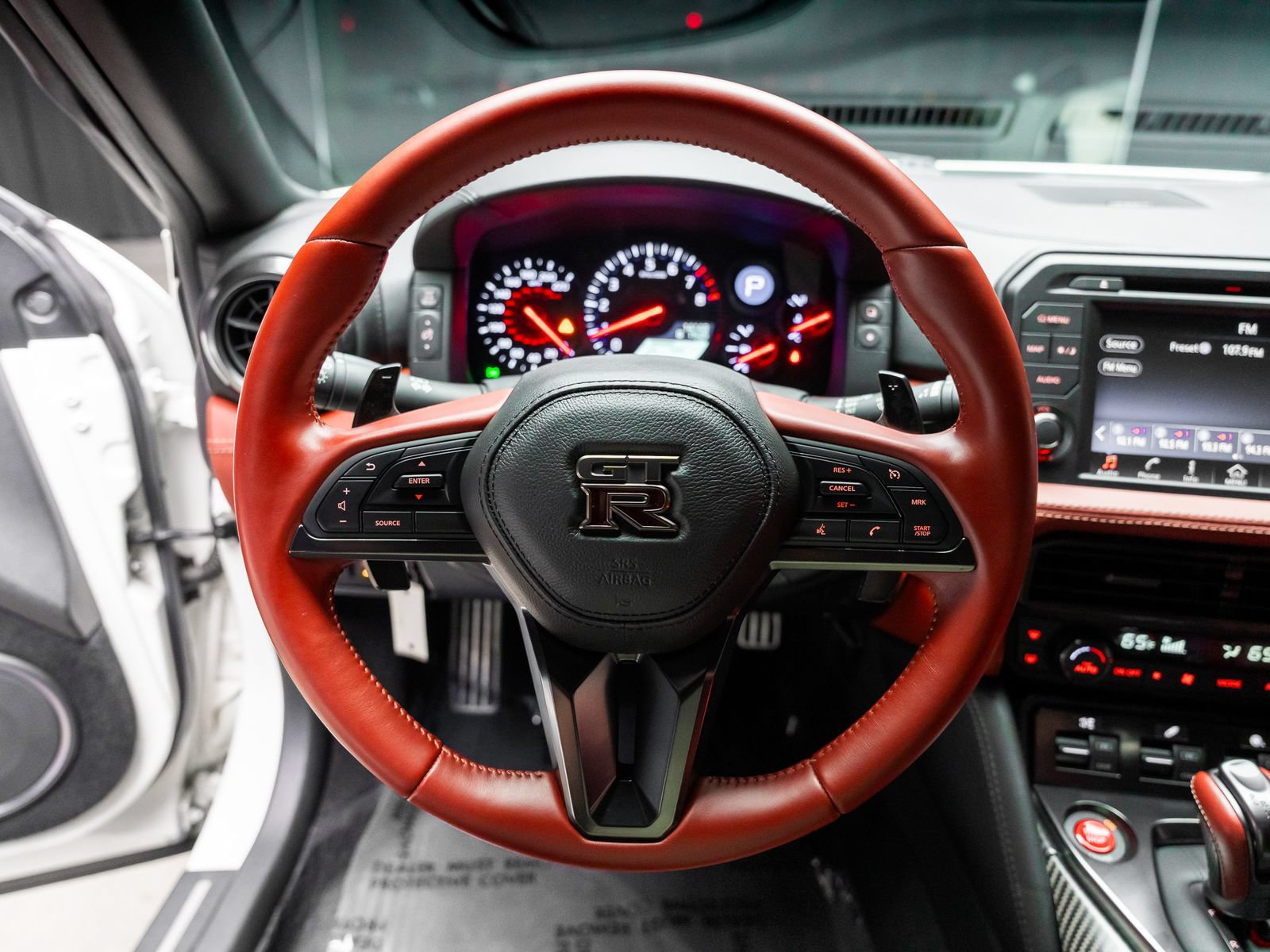 Used 2021 Nissan GT-R Premium AWD/4WD image 50