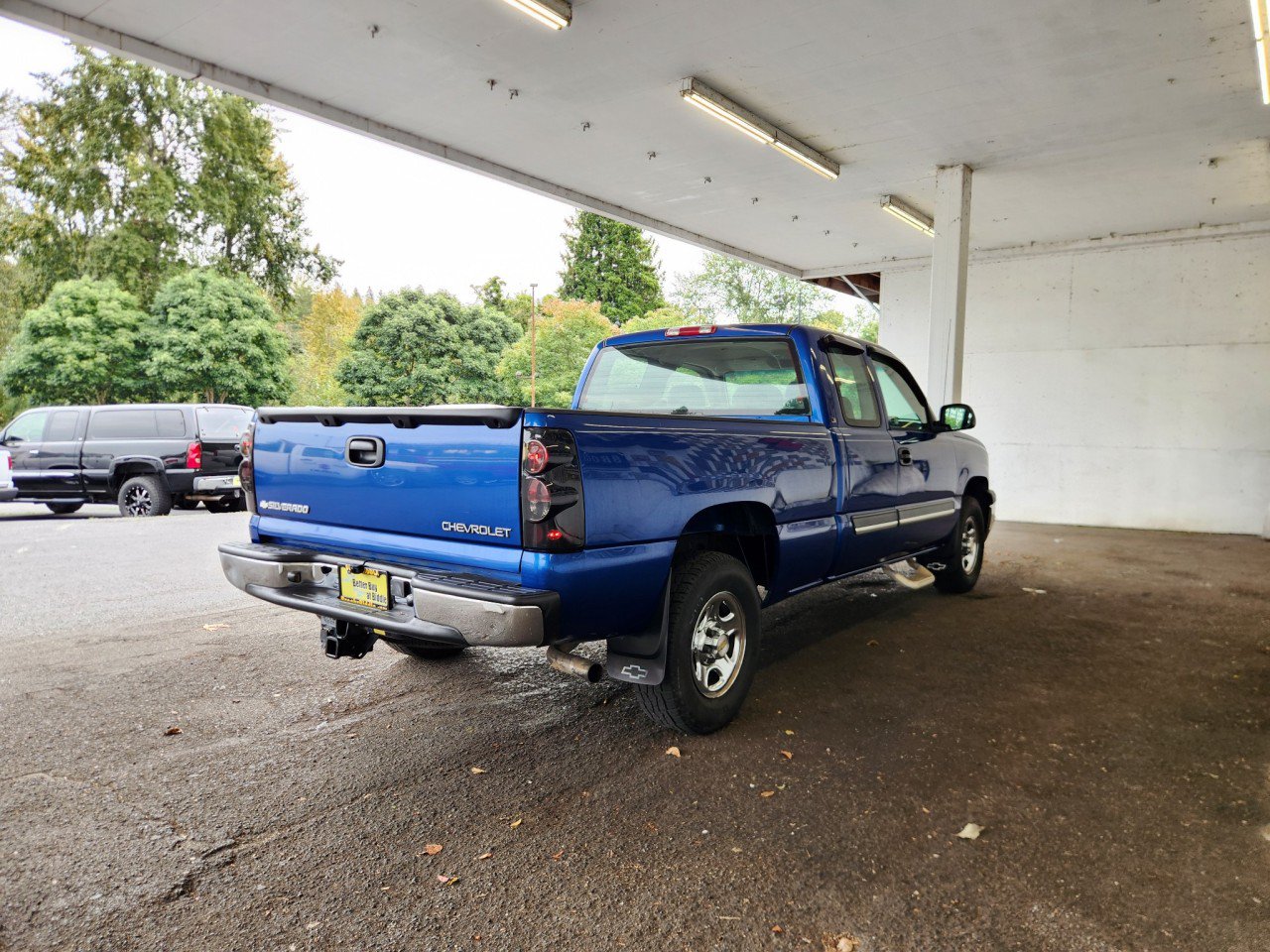 Used 2004 Chevrolet Silverado 1500 LS AWD/4WD image 3